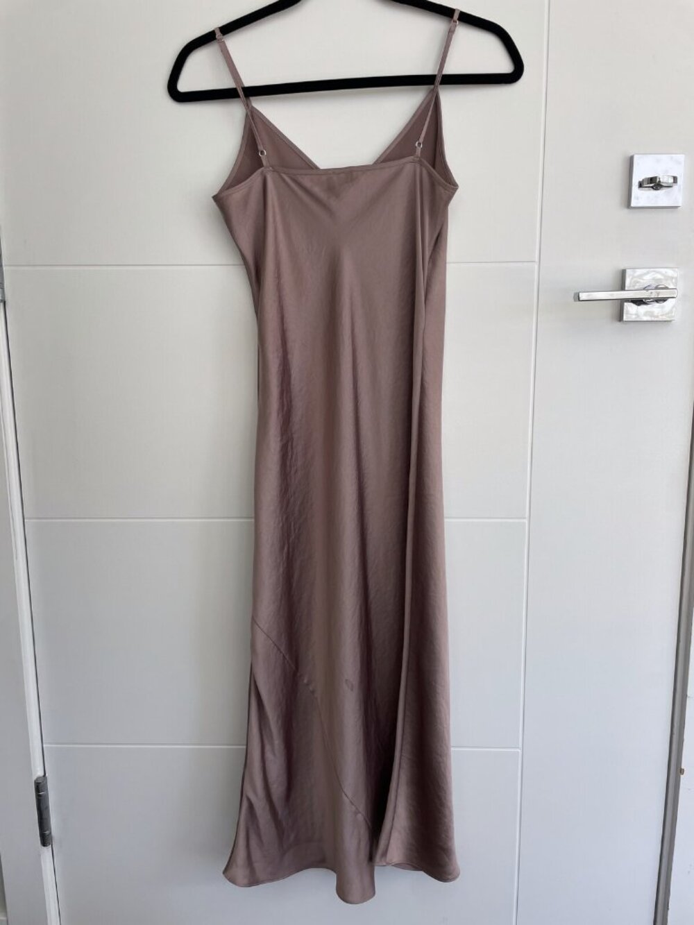 Wilfred Aritzia Only Slip Satin Midi Dress Dusty Mauve - XS - Picture 3 of 6